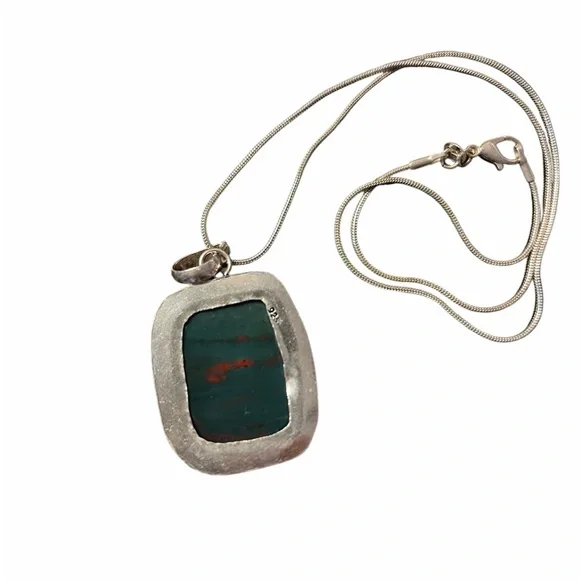 Bloodstone pendant necklace - Picture 2 of 3